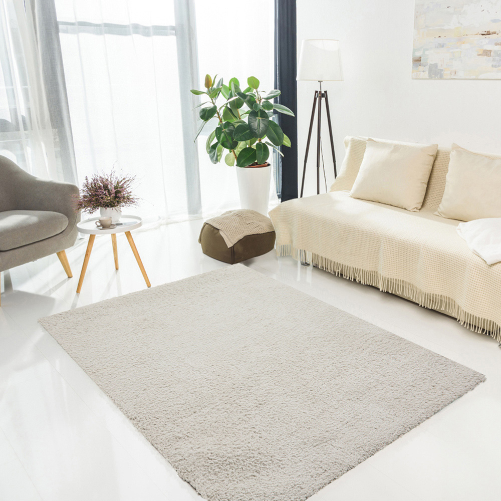 DS Living Cloud Luxe Plain Silver Rug 120 x 160cm Image 2