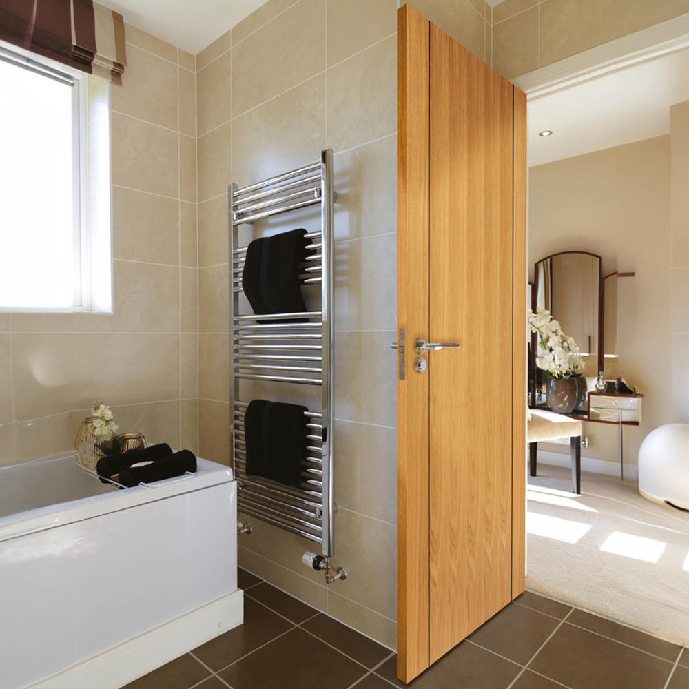 JB Kind Chartwell Oak Veneered FD30 Internal Door 1981 x 762mm Image 2