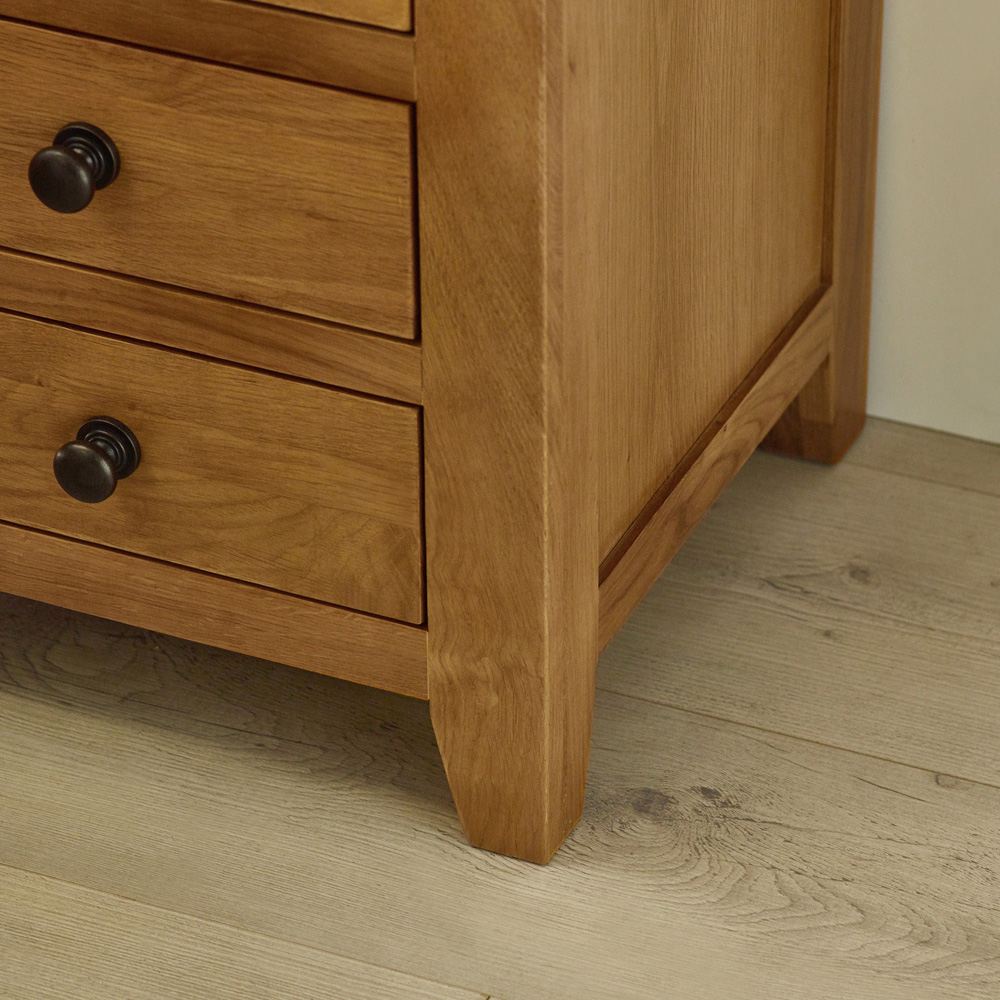 Julian Bowen Marlborough 3 Drawer White Oak Bedside Table Image 5