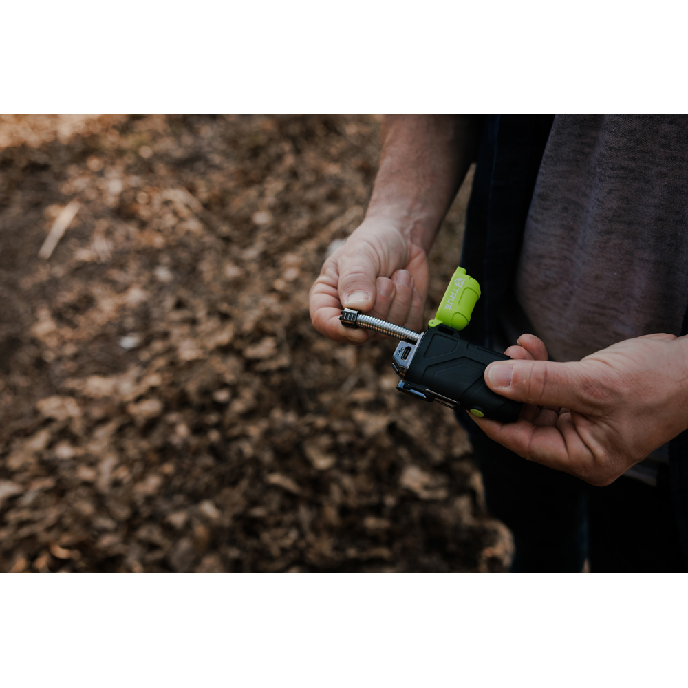 True Utility Flameless Fuel-Free Rechargeable XRL Plasma Arc Lighter with Flexible Neck and LED Image 7