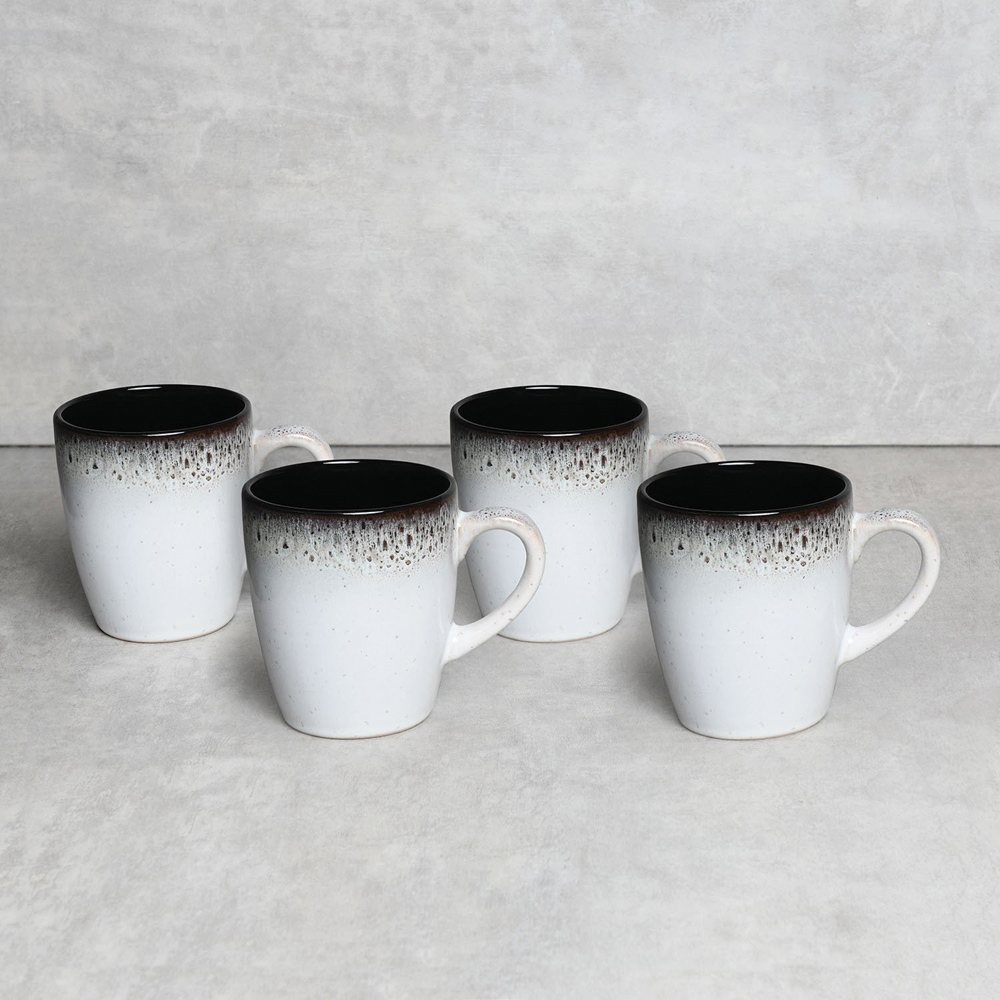 Set of 4 Black Kyanite Mugs Black and White Image 2