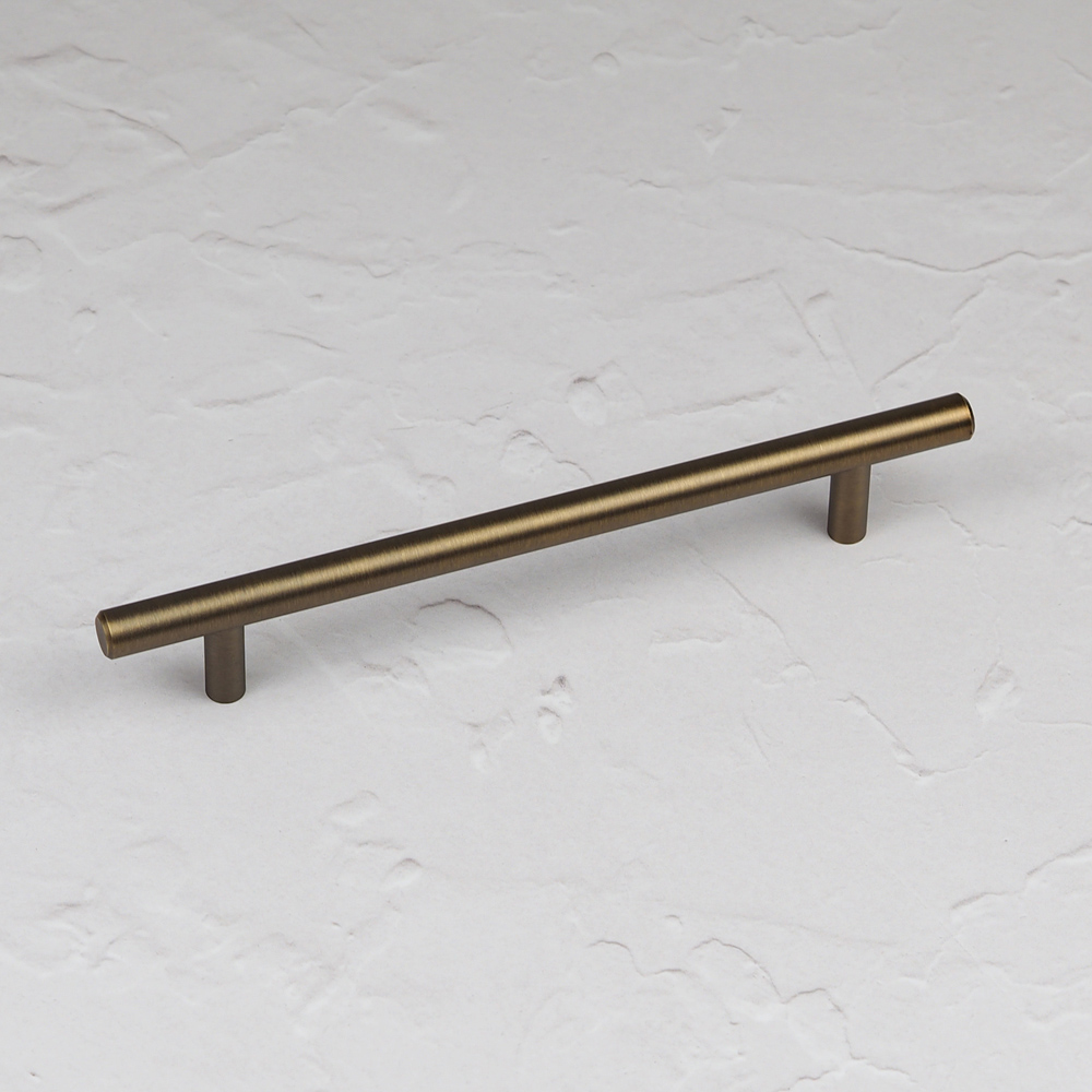 Handle & Home Antique Brass Barrel Bar Handle 160mm Image 5