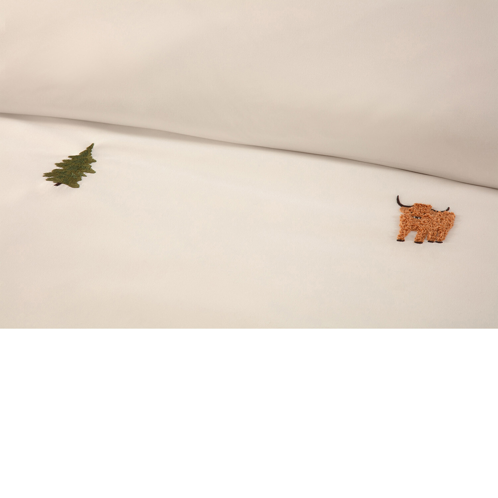 Highland Forest Cows Duvet Set White Superking Image 4