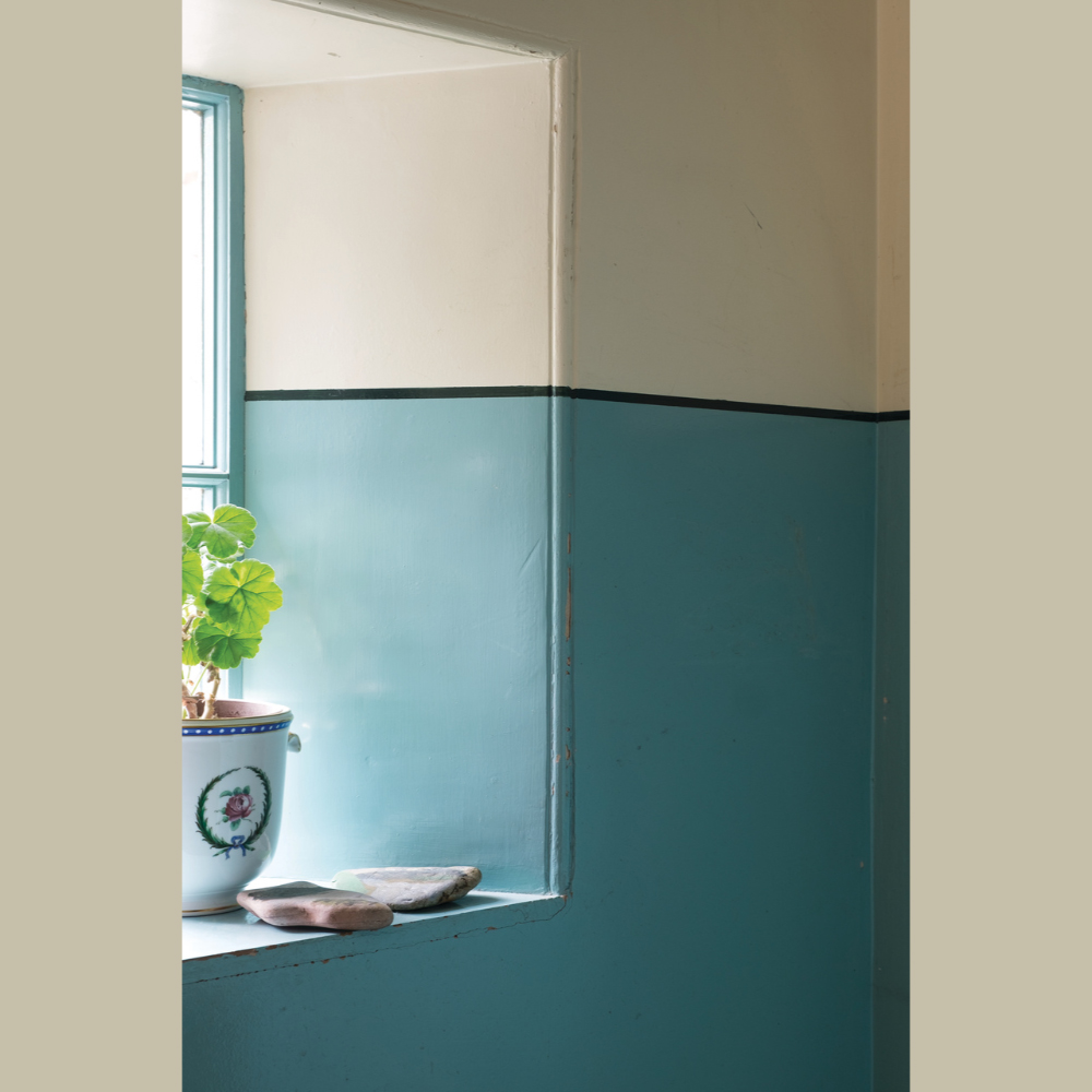 Farrow & Ball Interior Wood and Metal 16 Cord Flat Eggshell Paint 2.5L Image 4