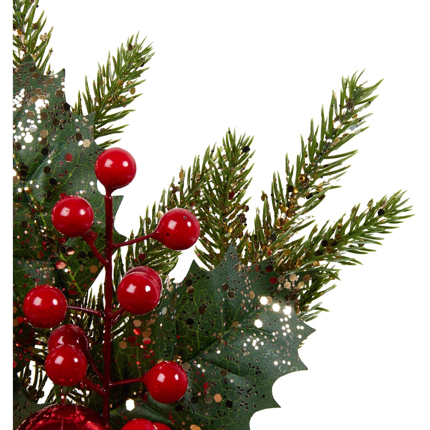 Traditional Red Berry Pick Image 2