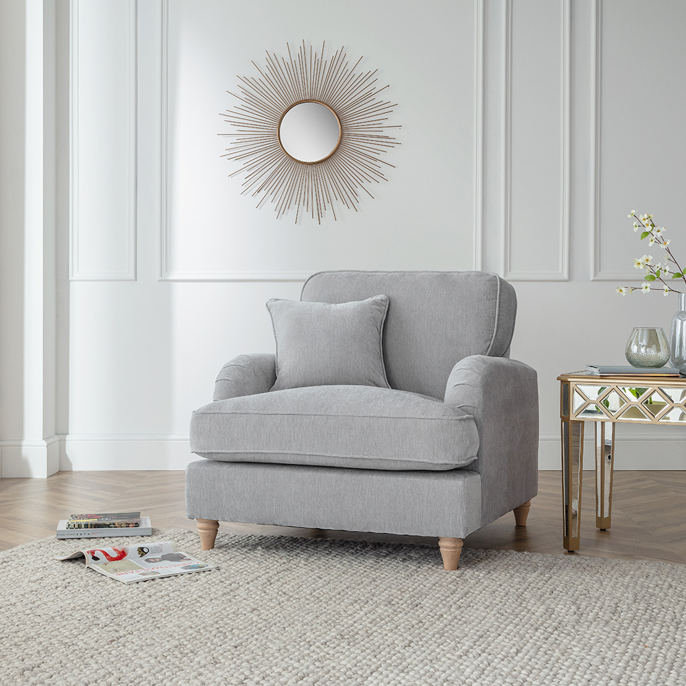 The Vienna Ice Armchair Image 4