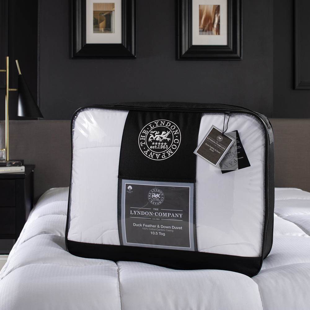 The Lyndon Company Super King Size Natural Duck Feather and Down Duvet 10.5 Tog Image 2