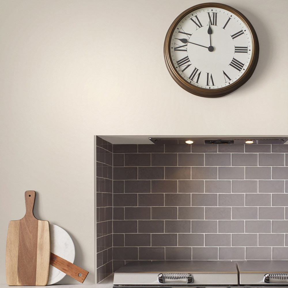 Laura Ashley Kitchen and Bathroom Ivory Emulsion Paint 2.5L Image 5