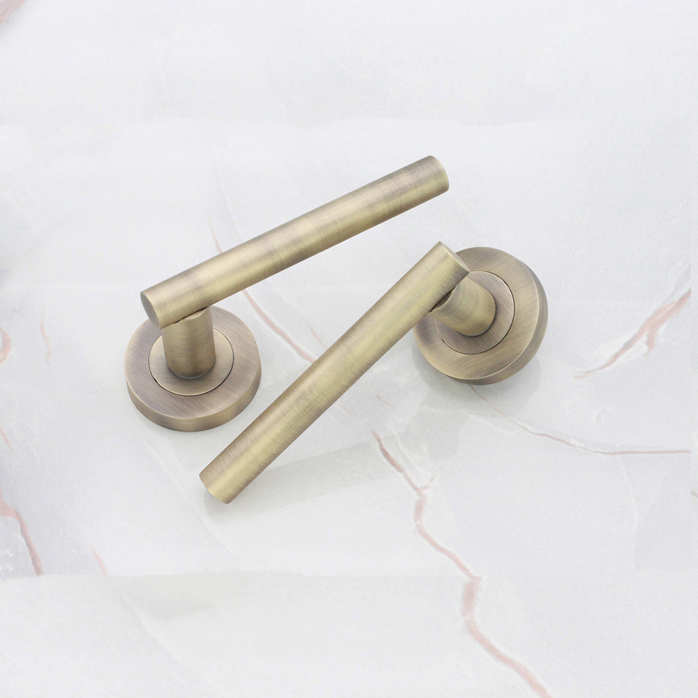 Spira Brass Jura Matt Antique Lever Door Handle 2 Pack Image 4