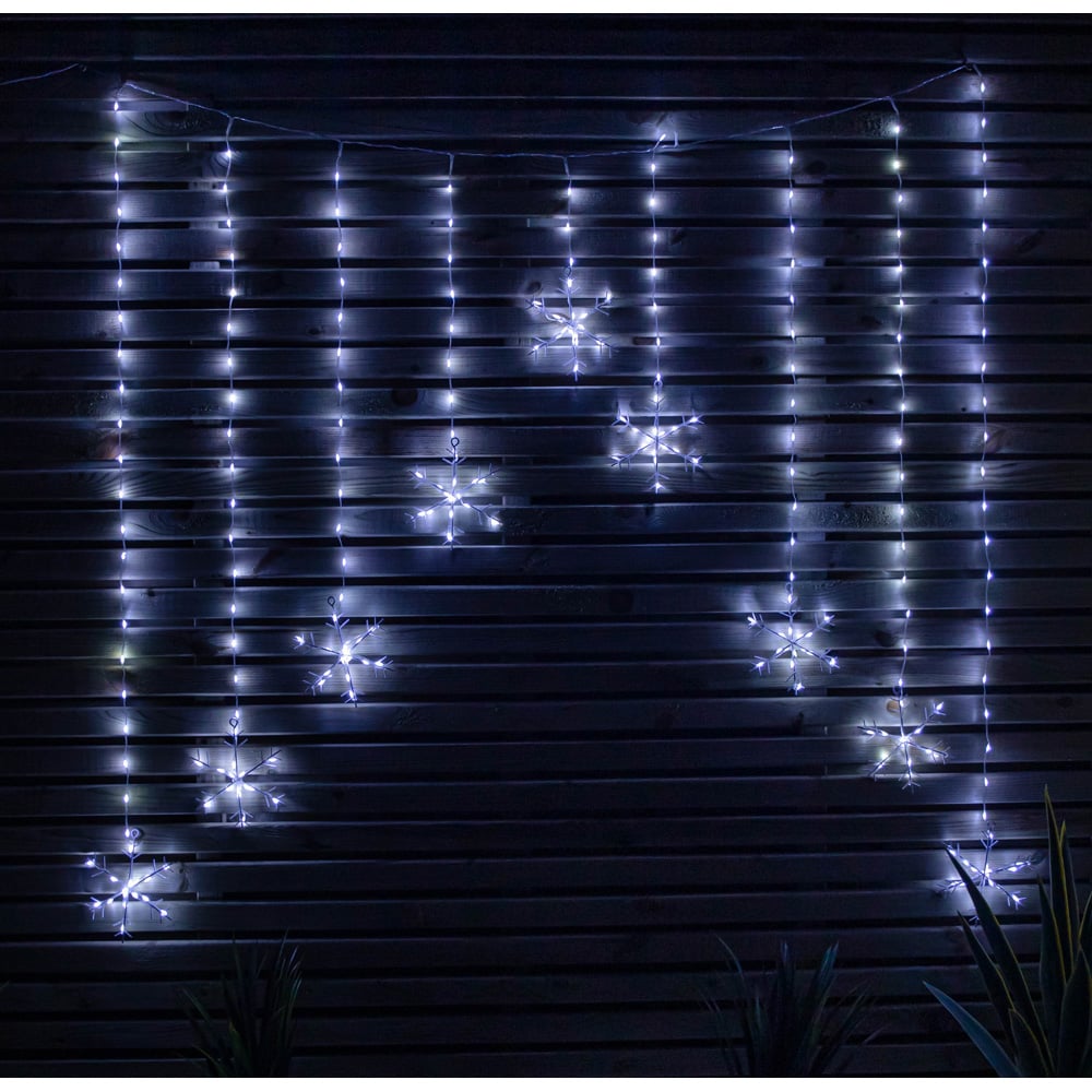 Samuel Alexander FlexiBrights 267 White LED Snowflake Clear Cable Curtain Light 1.2 x 1.2m Image 5