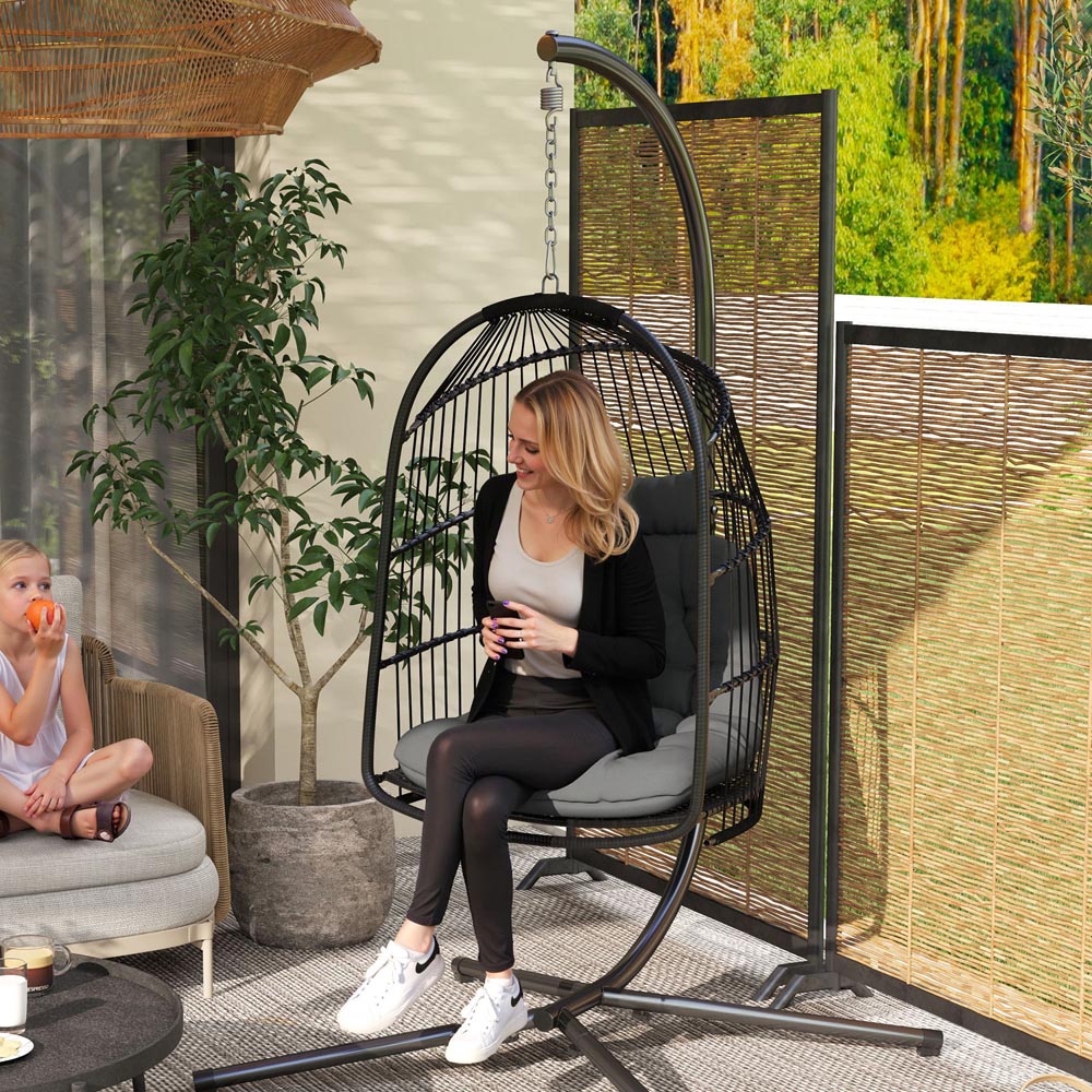 Outsunny Grey Rattan Indoor Outdoor Egg Chair with Installation Kit Image 4