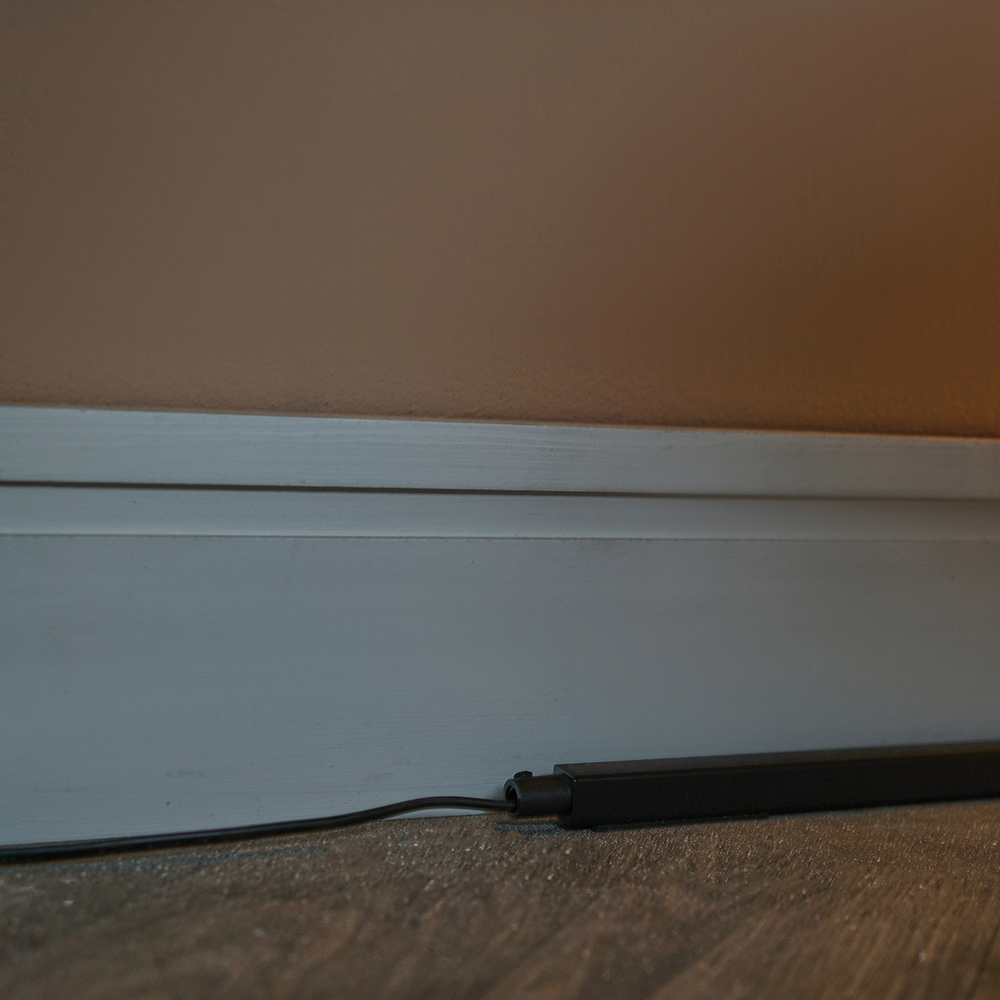 ValueLights Triton Black LED Floor Lamp Image 3