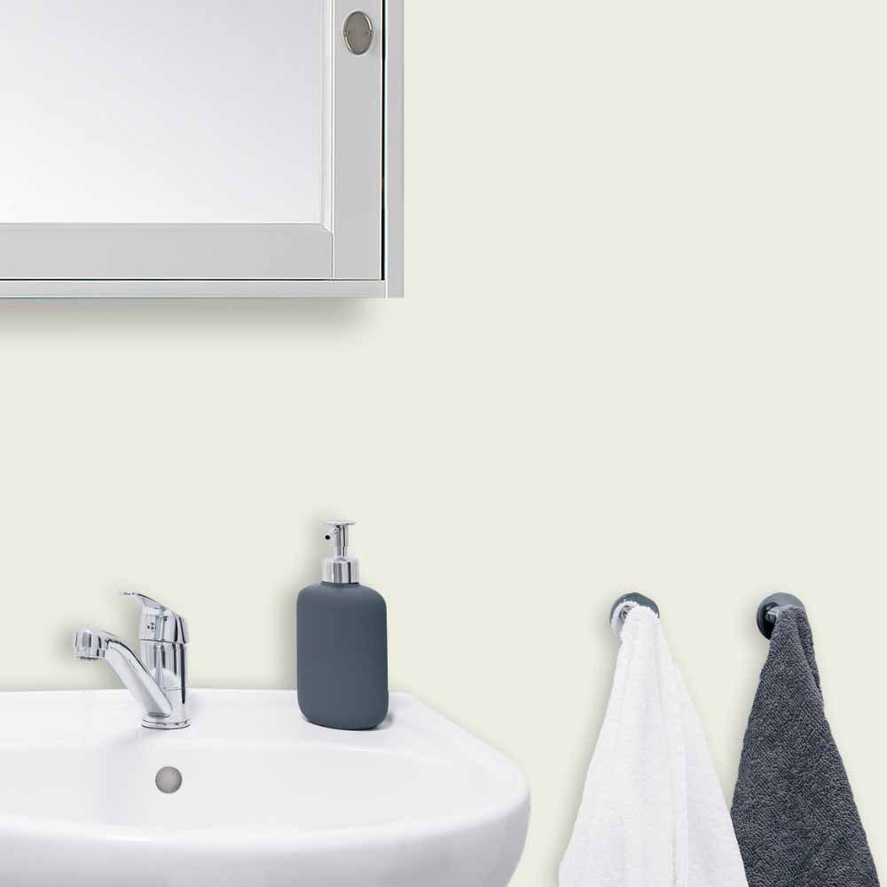 Wilko Bathroom  Moonlight White Mid Sheen Emulsion  Paint 2.5L Image 4