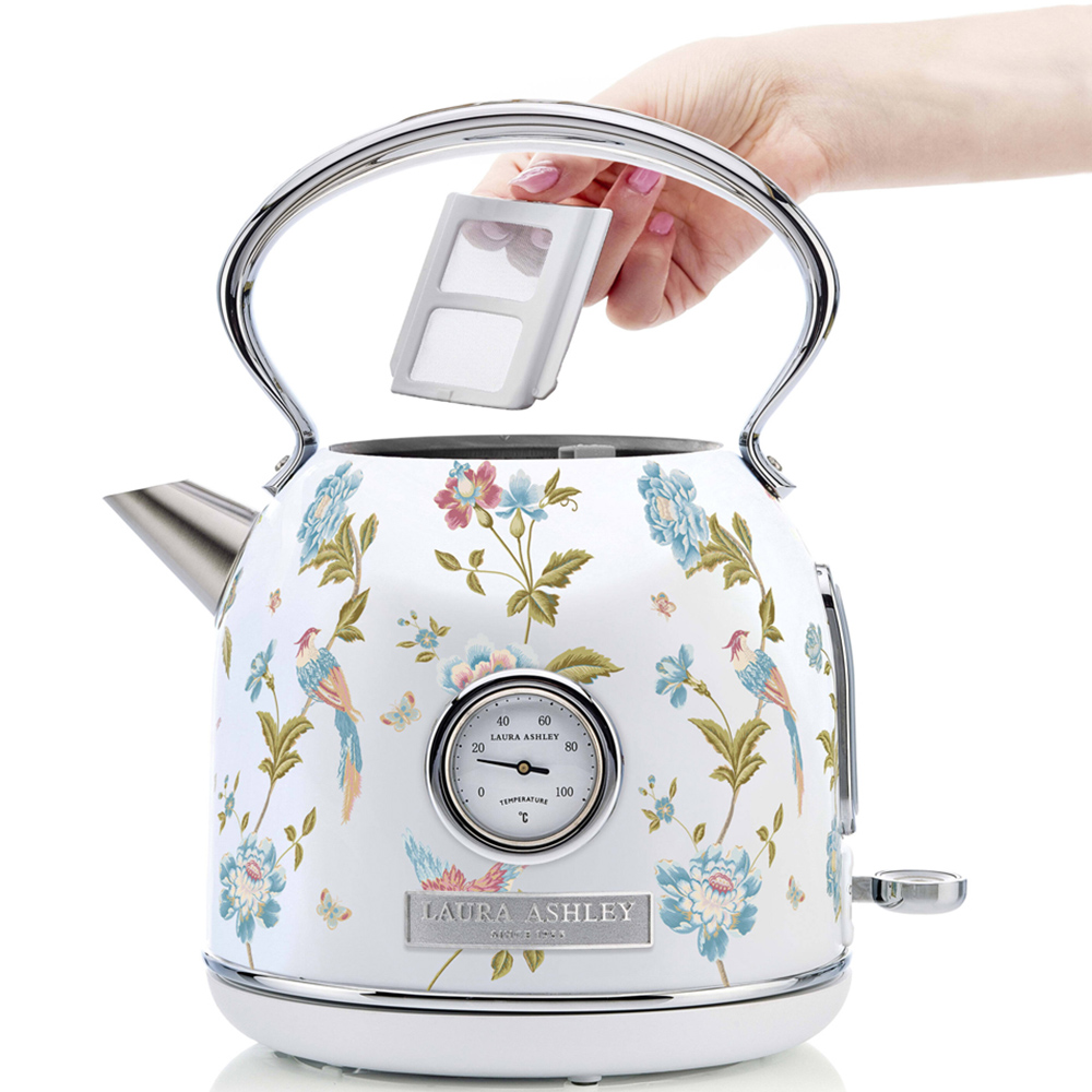 Laura Ashley Elveden White 1.7L Dome Kettle 3000W Image 6