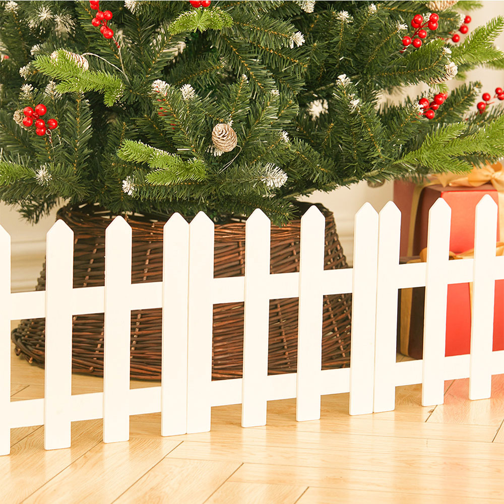 Living and Home Wooden Christmas Tree Picket Fence Image 8