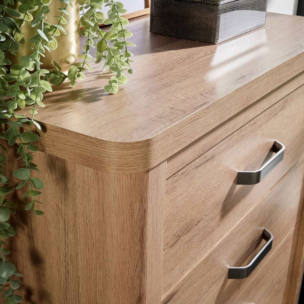 Home Source Huntingdon 5 Drawer Wooden Chest of Drawers Image 3