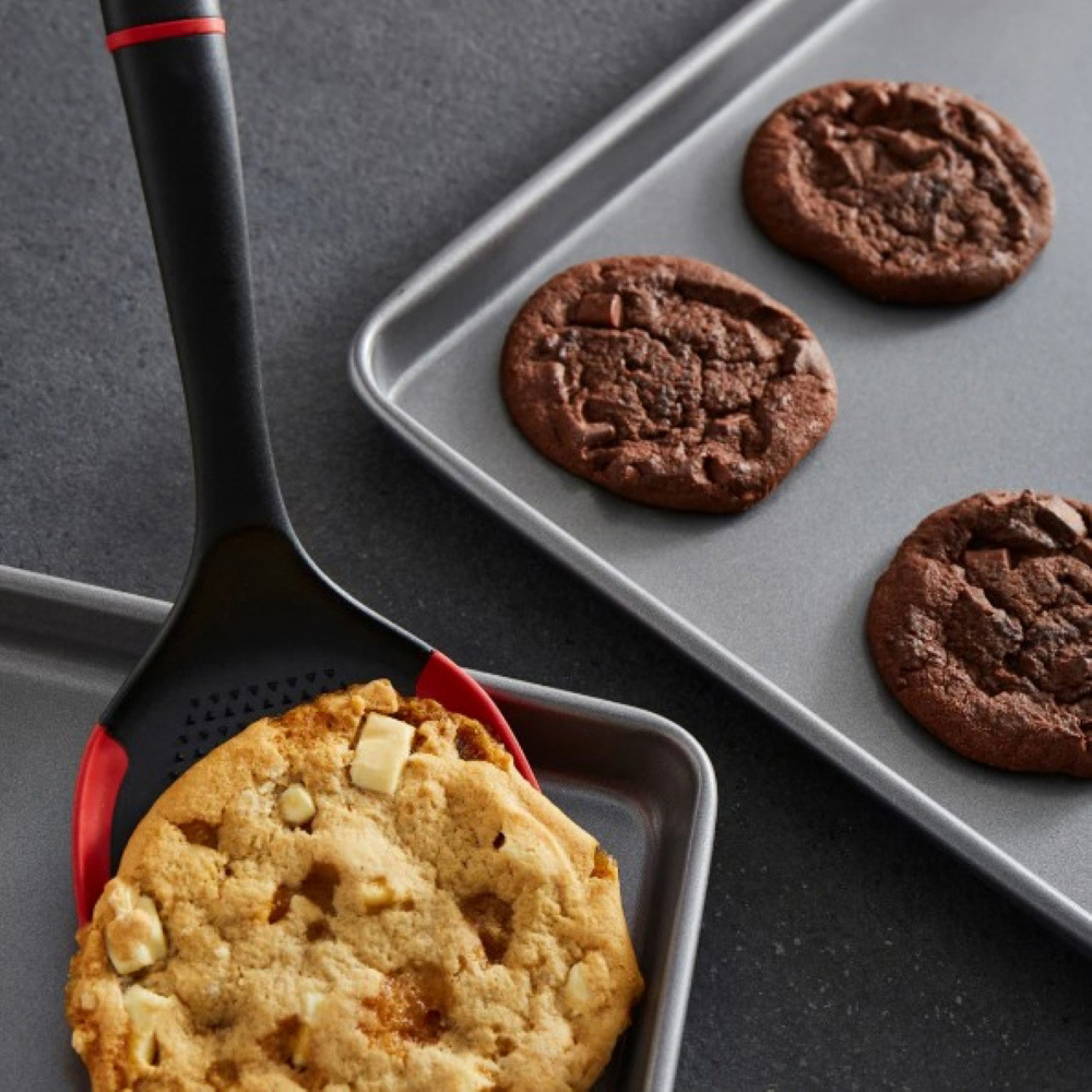 Morphy Richards 38 x 25cm Oven Tray 2 Pack Image 4