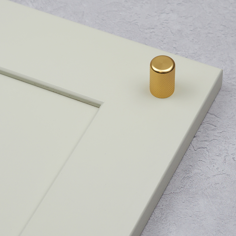 Handle & Home Gold Knurled Knob 18mm Image 3