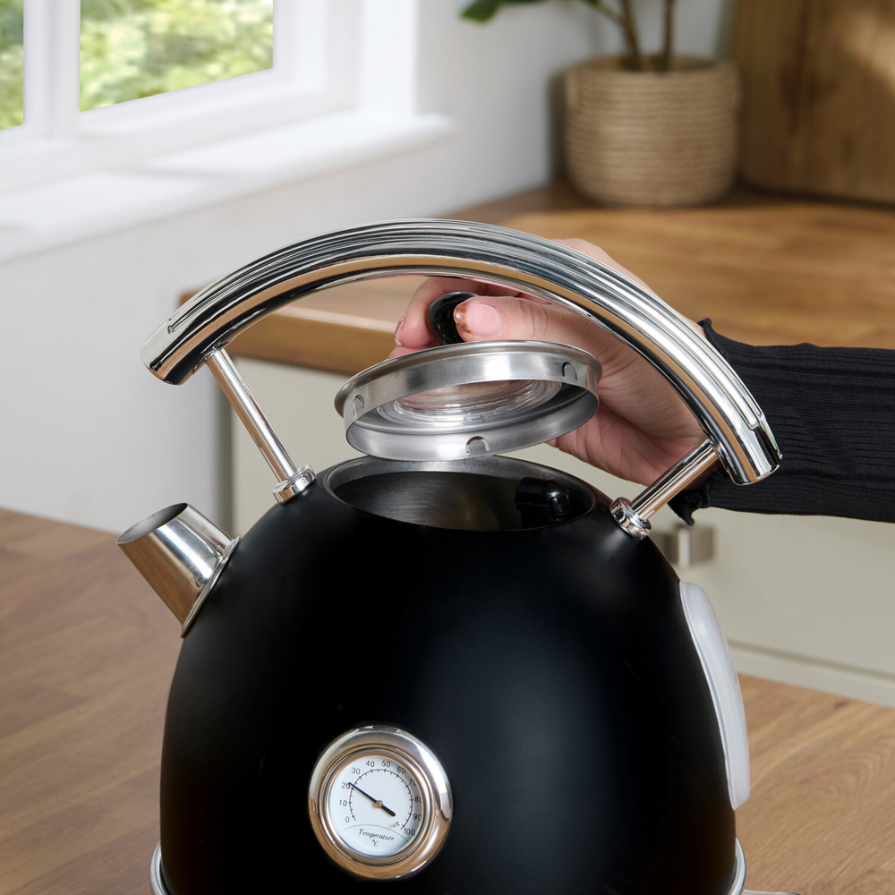 Kitchen Master Retro Kettle Black Image 6