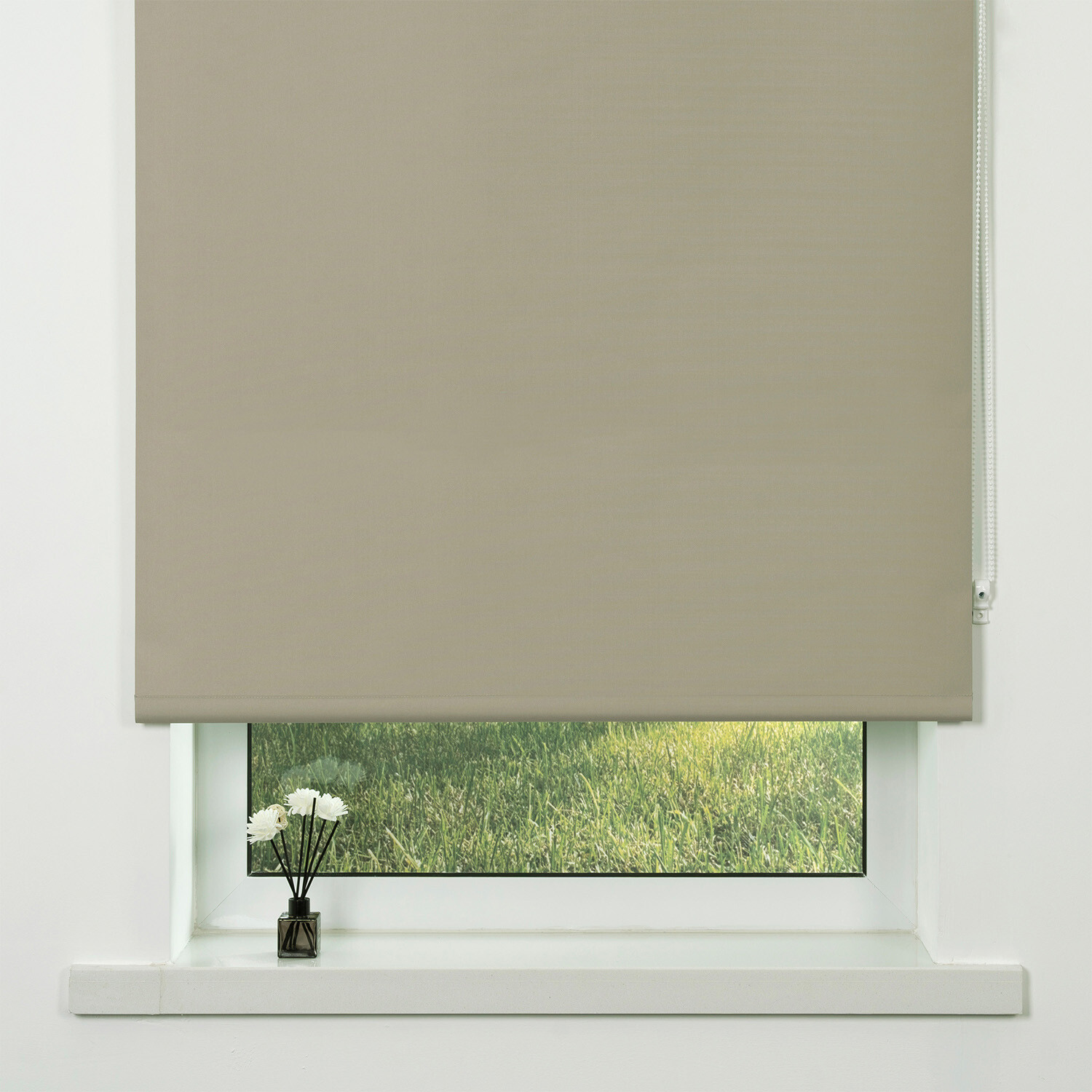 Divante Plain Blackout Roller Blind - Fawn / 90cm Image 2