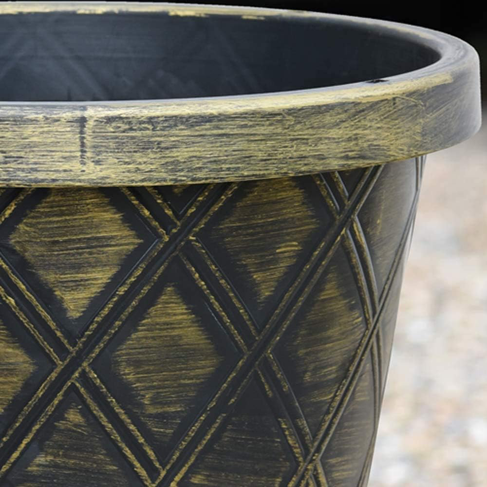 Garden Gear Black and Gold Plastic Flowerpot with saucer Image 3