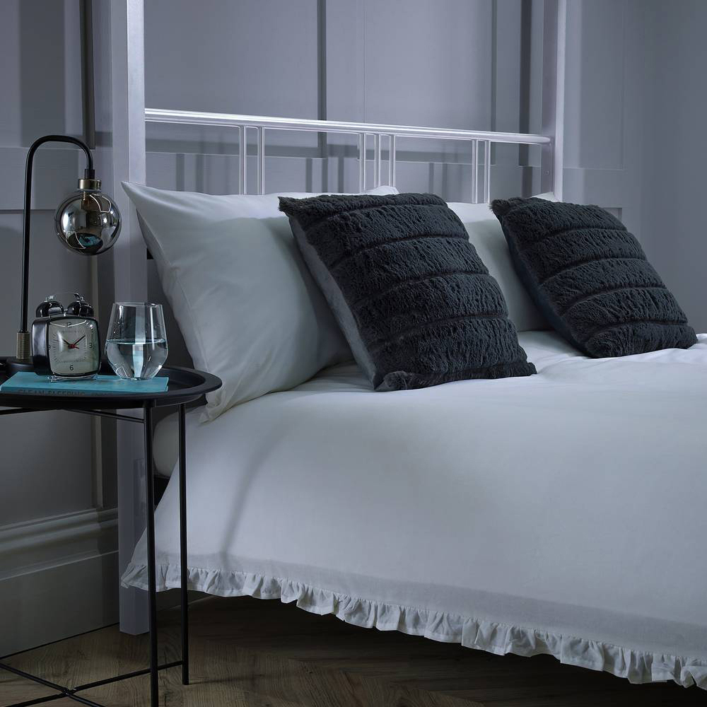 XR Living Fern Double White 4 Poster Bed with White Soft Glow LED Light Image 2