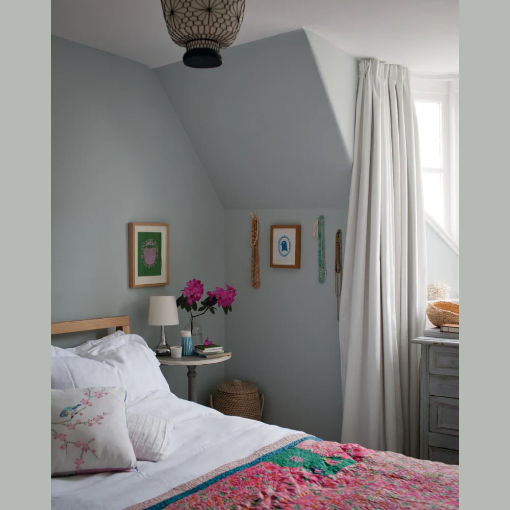 Farrow & Ball Light Blue Full Gloss Paint 2.5L Image 4