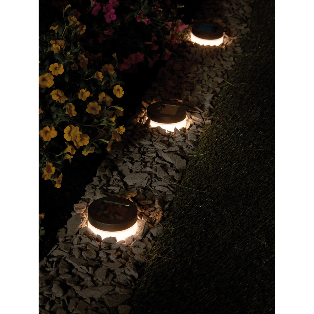 Luxform Avignon LED Solar Ground Light Image 3