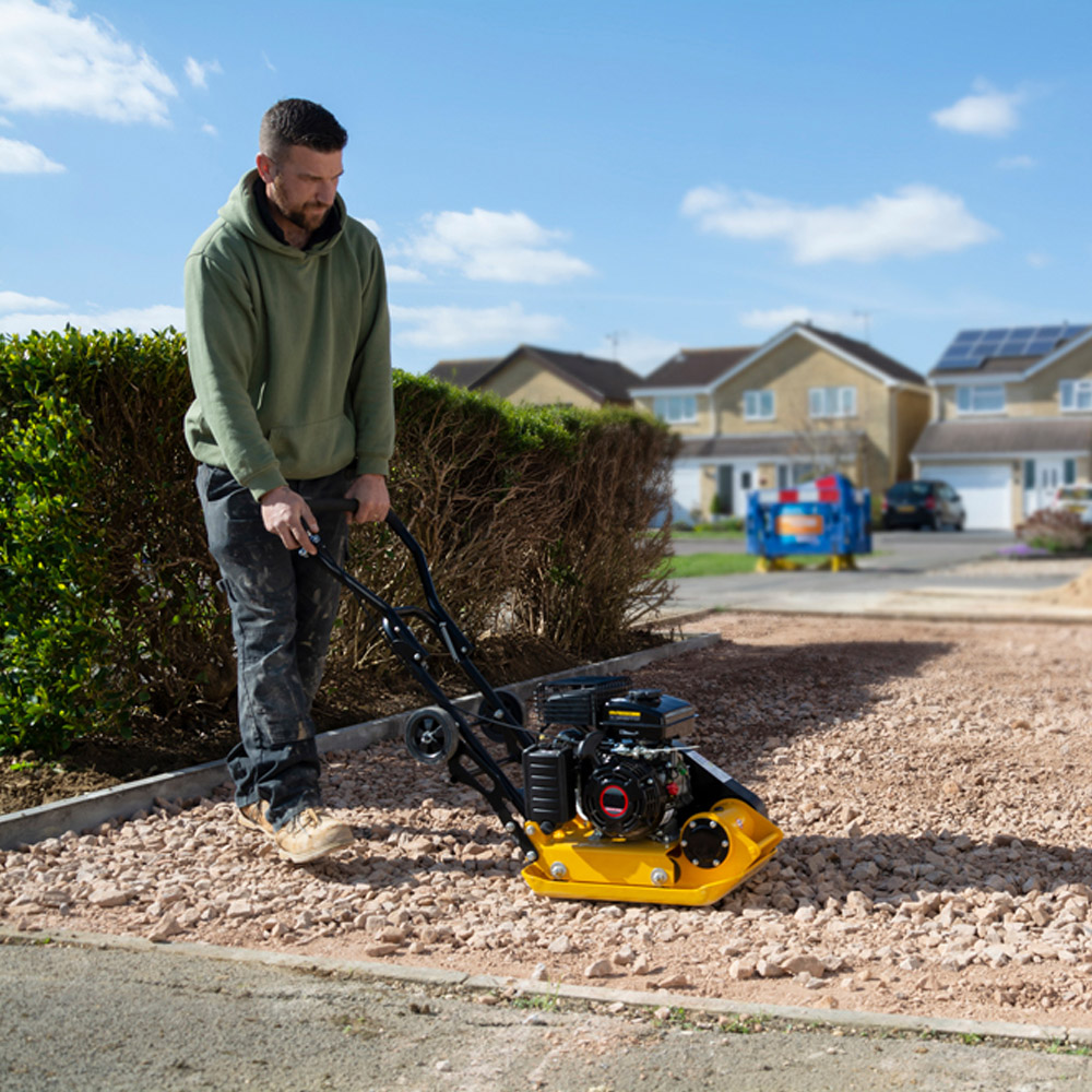 The Handy Light Construction THLC29140 Petrol Compactor Plate 30cm Image 7