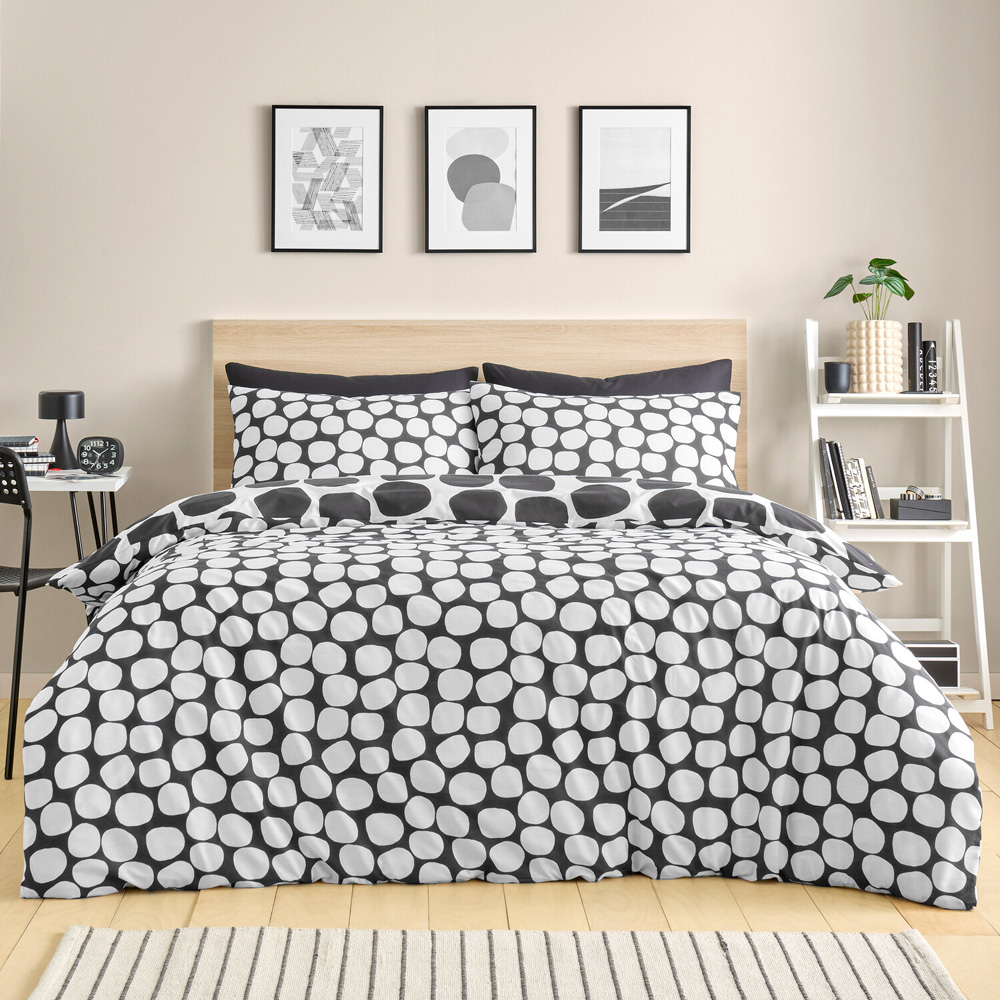 Polka Dots Bedding Set Monochrome King Image 2