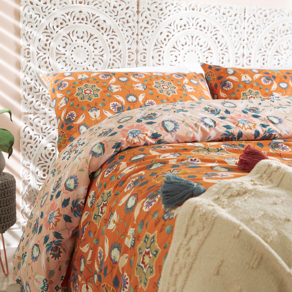 furn. Folk Flora Super King Orange Duvet Set Image 3
