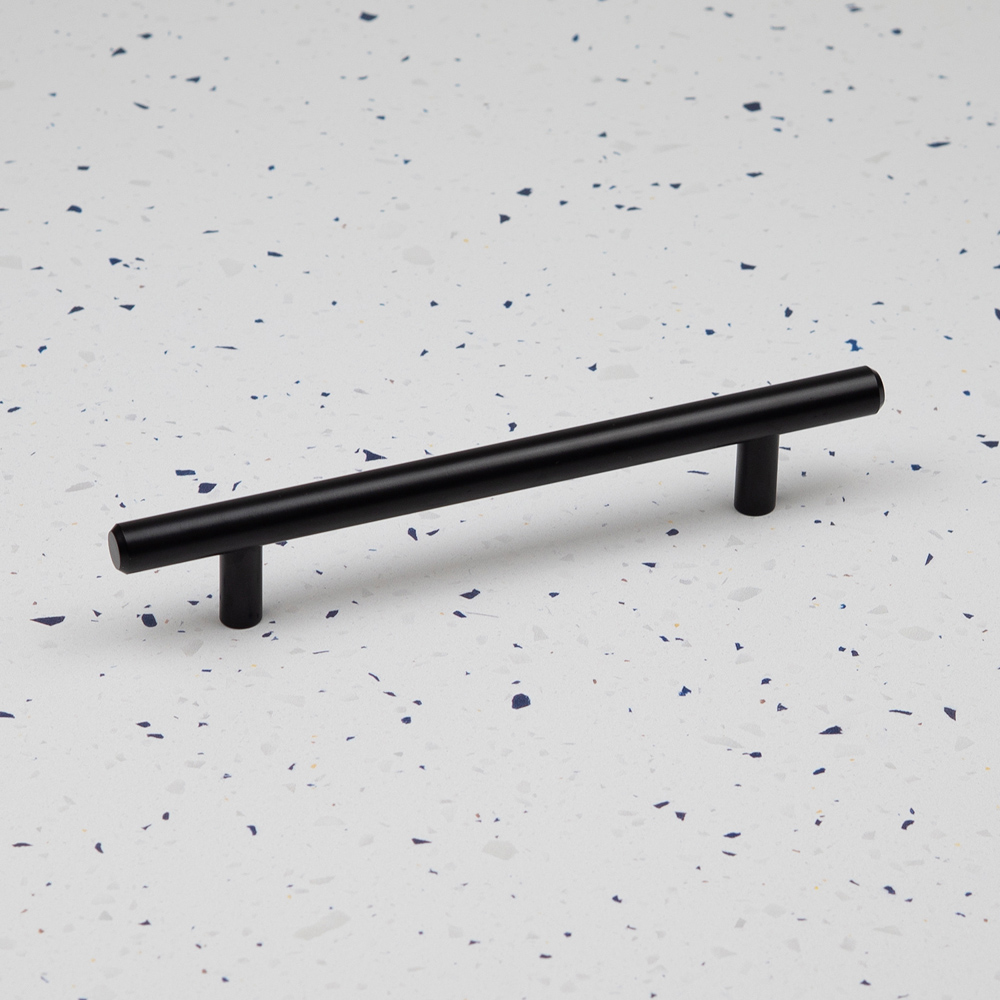 Handle & Home Matt Black T-Bar Handle 128mm Image 3
