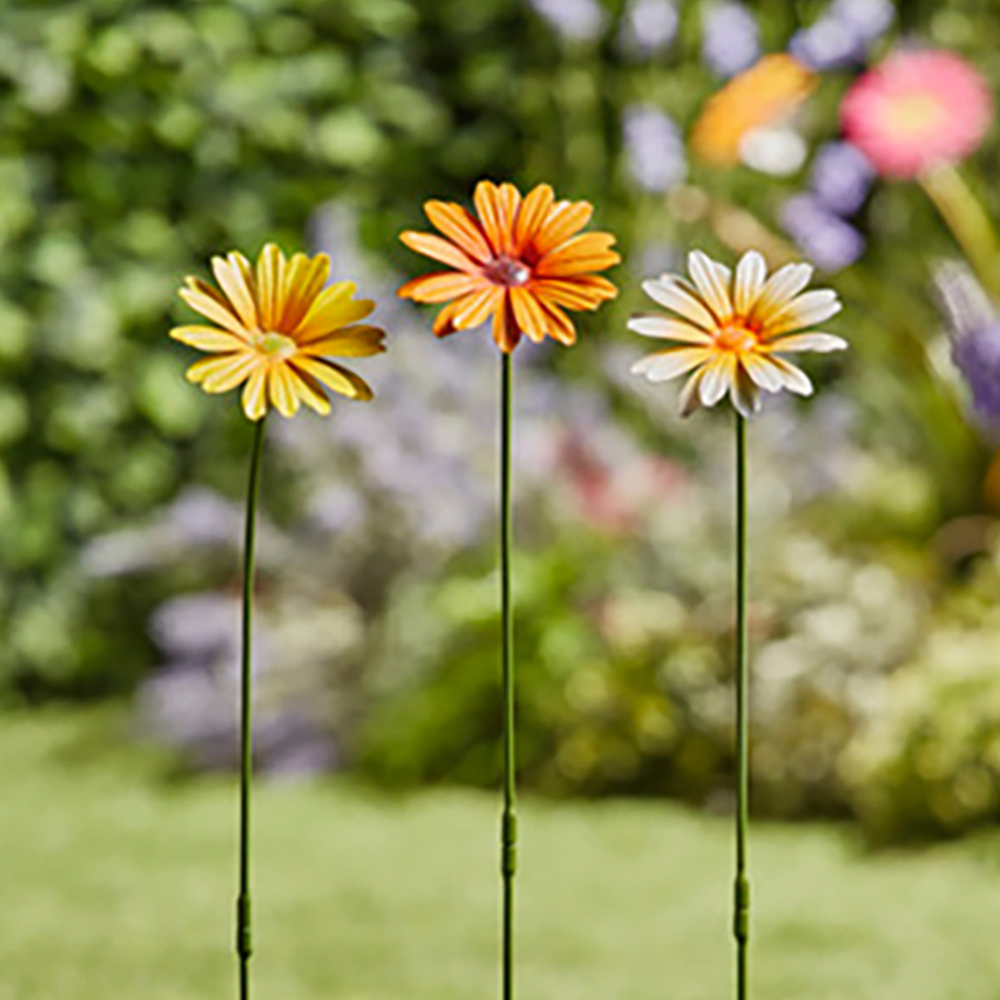 Garden Gear Mixed Metal Daisy Stake 58cm 12 Pack Image 9