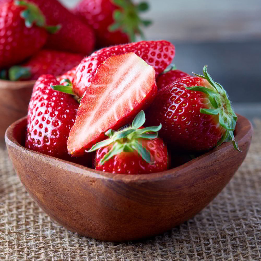 Thompson & Morgan Strawberry Fragaria Gasana Taupe Potted Plant 9cm 6 Pack Image 2