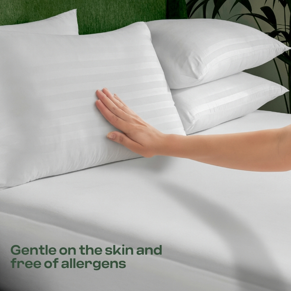 MHG Living Super King Size Hollowfibre Mattress Topper with 2 Pillows Image 4