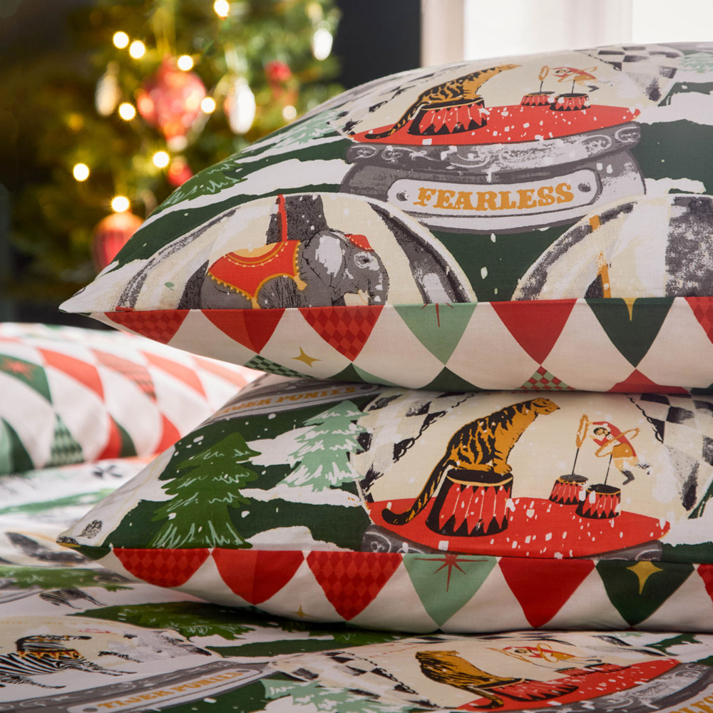 furn. Showtime Double Pine Duvet Set Image 3