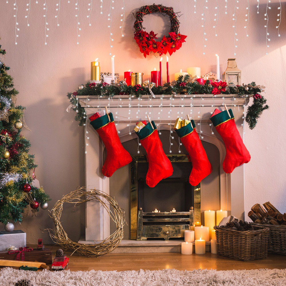 The Christmas Workshop 480 LED Bright White Icicle String Light Image 3