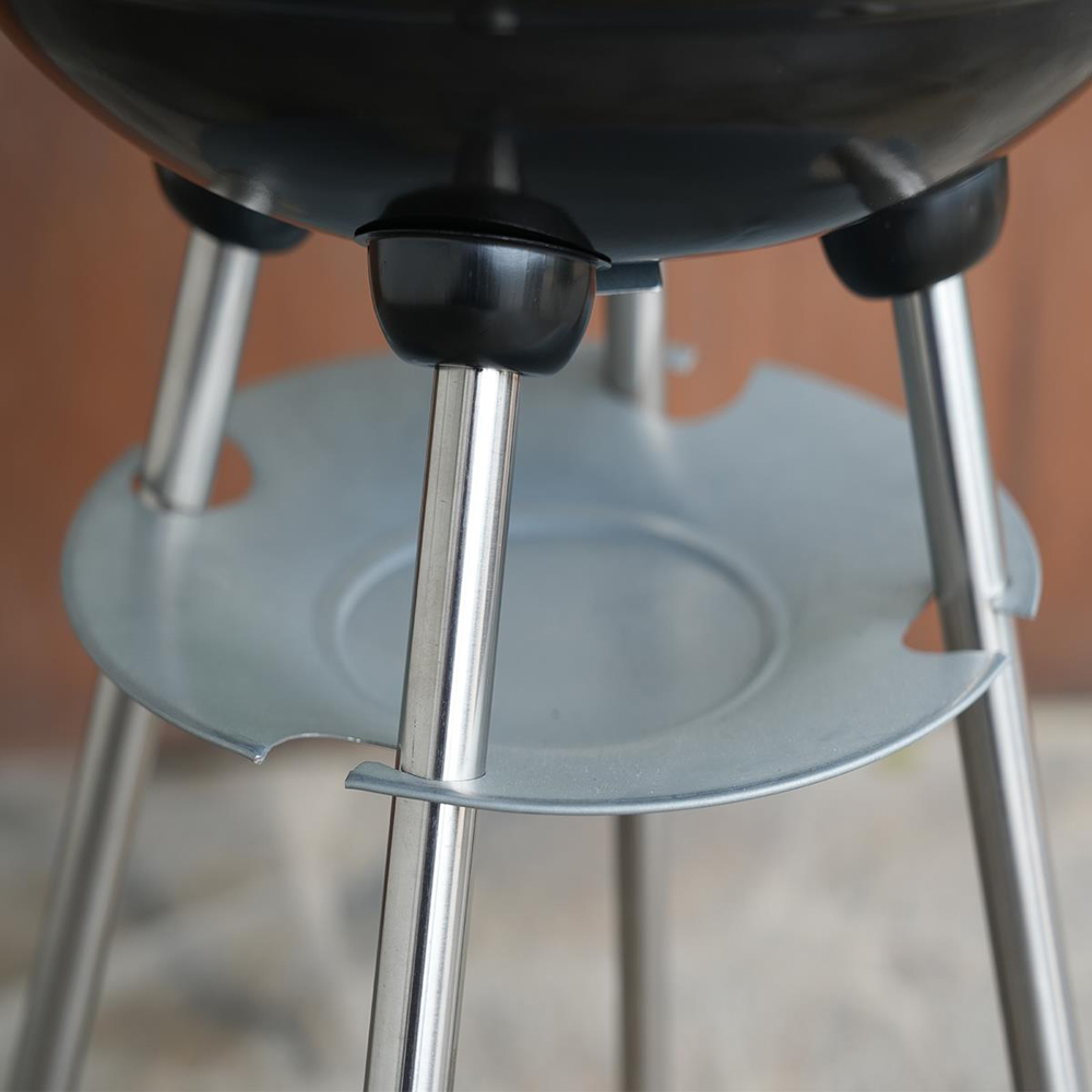 House of Home 18 inch Black Kettle Charcoal BBQ with Wheel Image 6