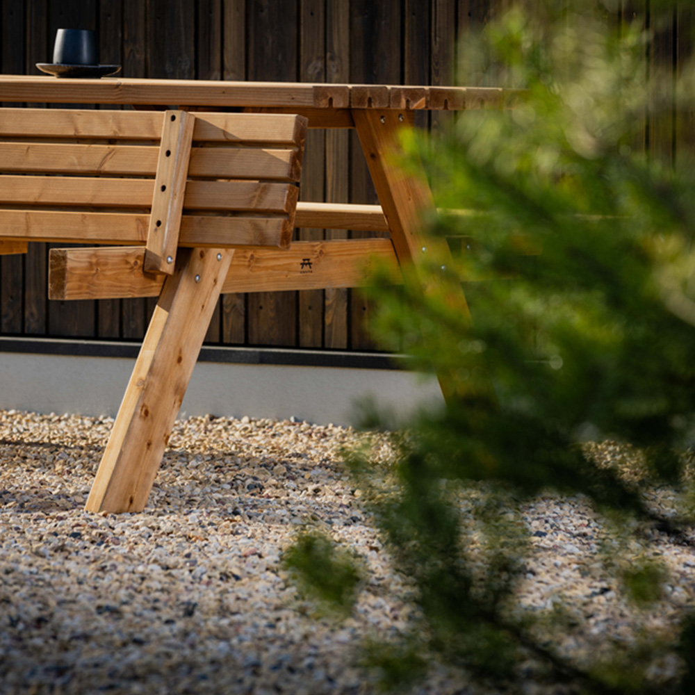 AMATA Ungurs 6 Seater Classic Picnic Table Brown Image 5