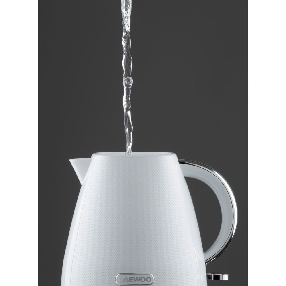 Daewoo SDA2623GE White Stirling 1.7L Pyramid Kettle Image 3