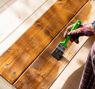 Exterior Woodstains, Varnishes &amp; Preservers