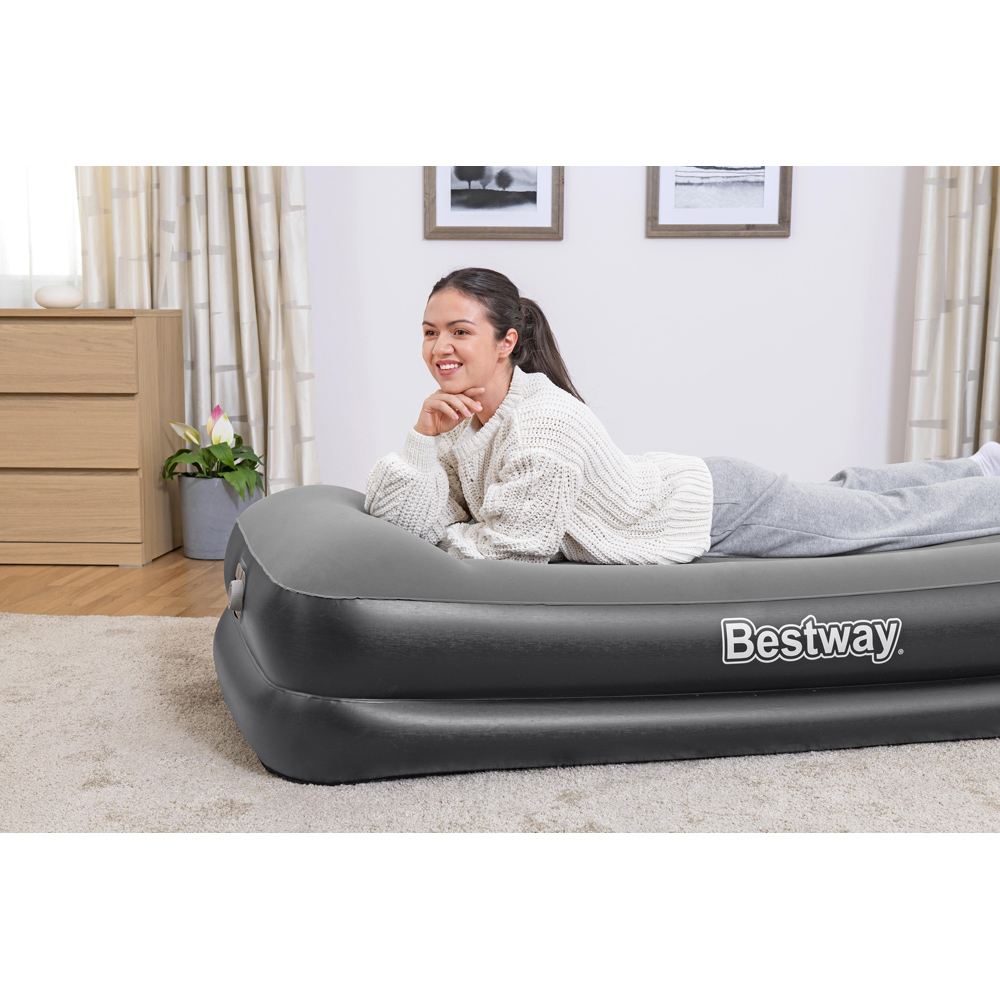 Bestway Twin Tritech Inflatable Air Mattress with Built-in AC pump Image 5