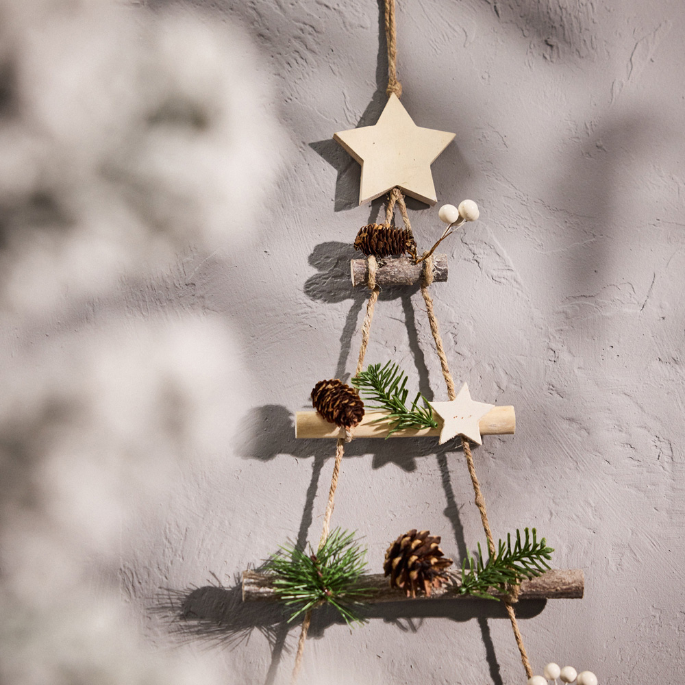 Dibor Shooting Star Pinecones and Fern Leaves Christmas Tree Ladder Decoration 70cm Image 3
