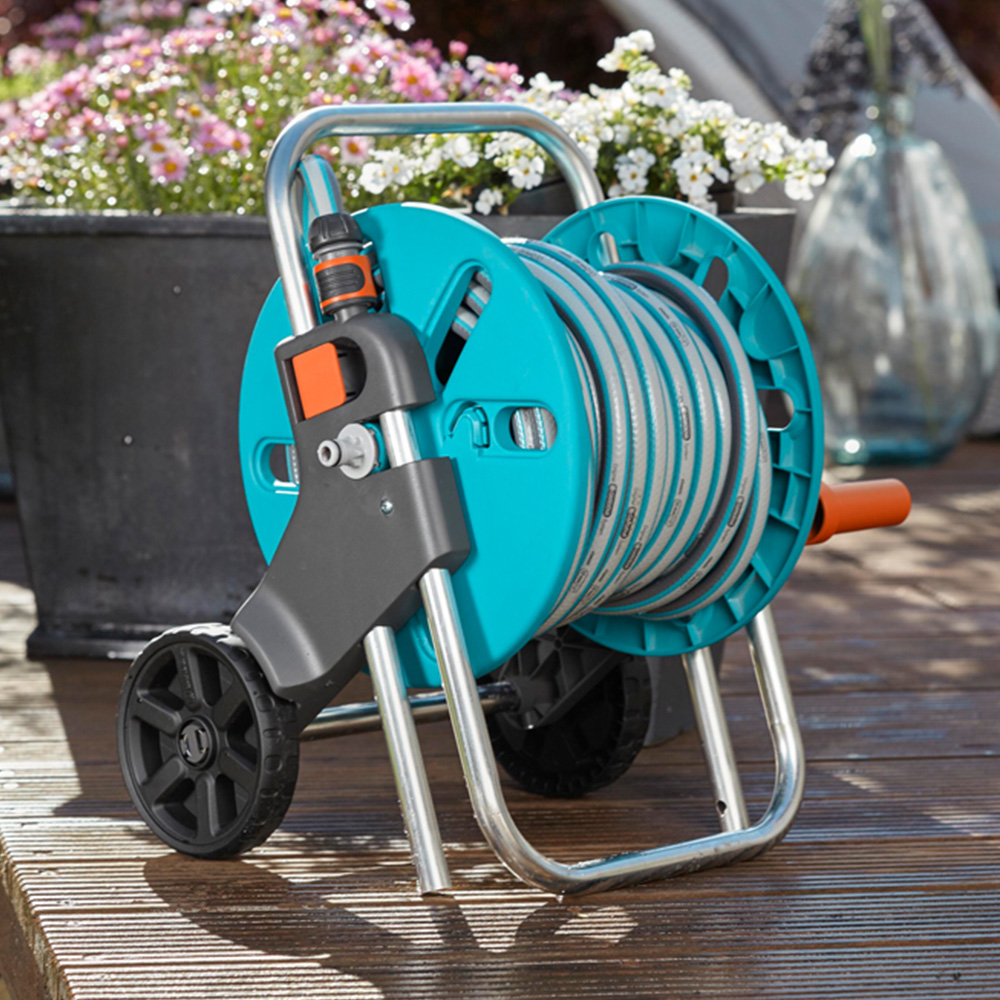 Gardena CleverRoll S Hose Trolley Set Image 2