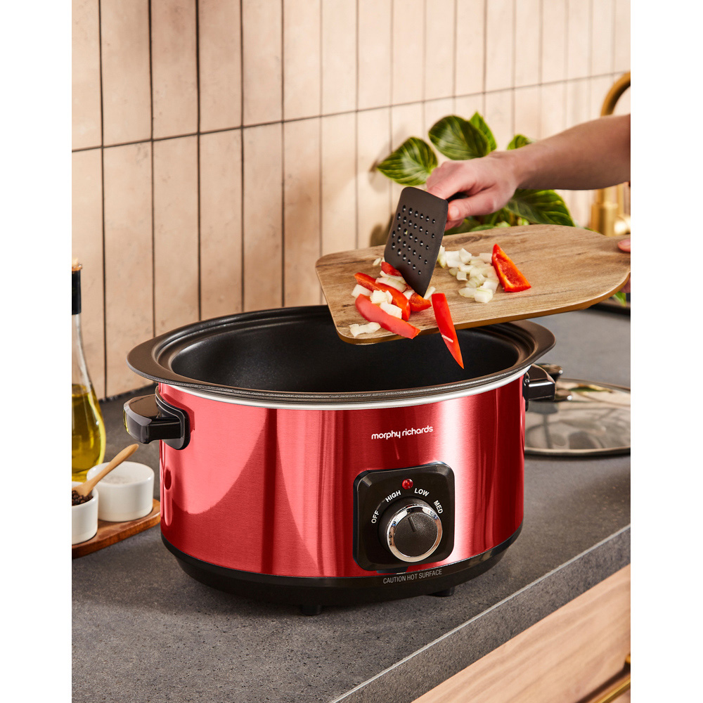Morphy Richards Accents 461026 Red Sear and Stew 6.5L Slow Cooker 163W Image 8