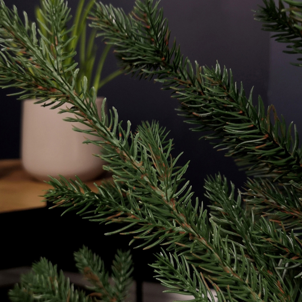 Premier Glenshee Spruce Potted Artificial Christmas Tree 3ft Image 5