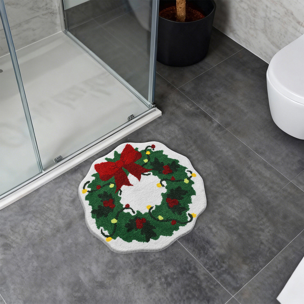 Christmas Wreath Bath Mat Image 2