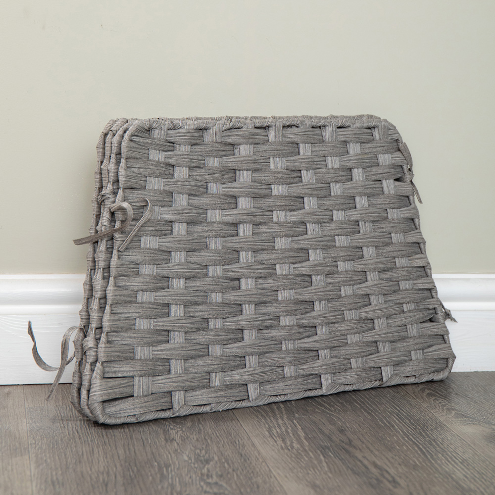 Samuel Alexander Grey Foldable Rattan Christmas Tree Skirt 47cm Image 4