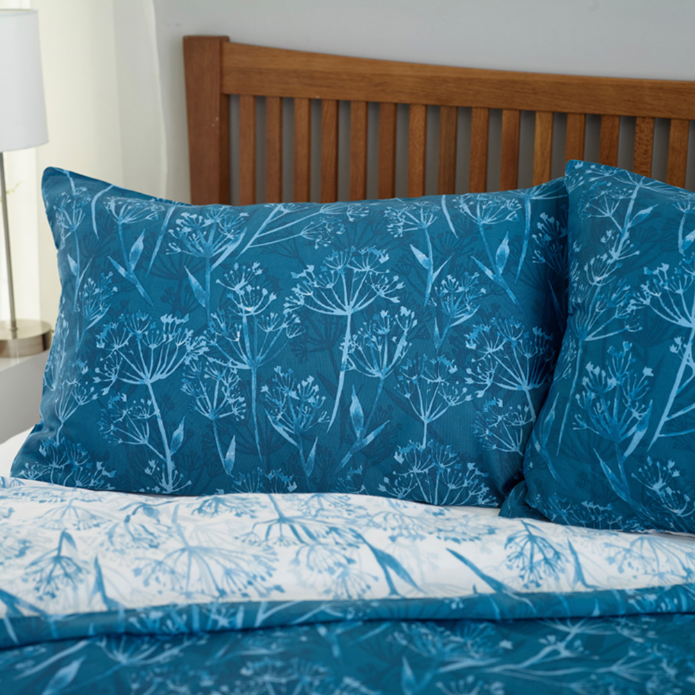 Deyongs Cow Parsley Double Blue Reversible Duvet Set Image 2