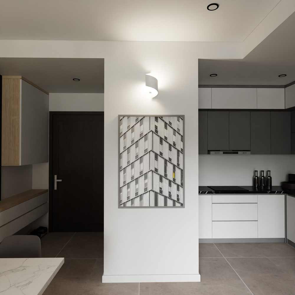 Emibig Spiner White G9 Wall Light Image 4